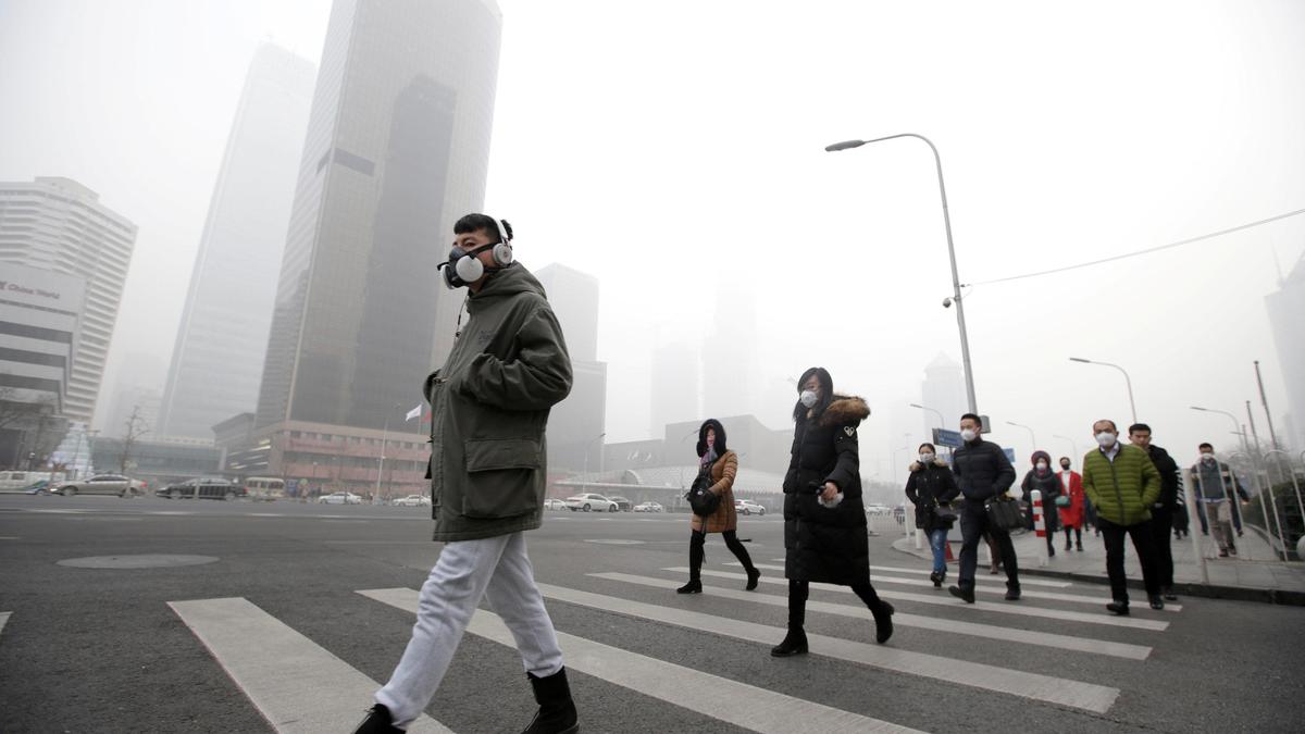 WHAT INDIA MUST LEARN FROM CHINA'S ANTI-POLLUTION STRATEGY