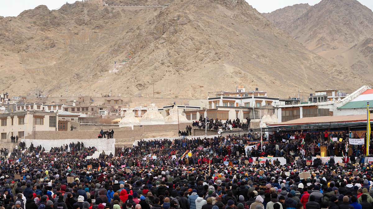 LADAKH DEMANDS FOR STATEHOOD AND SIXTH SCHEDULE